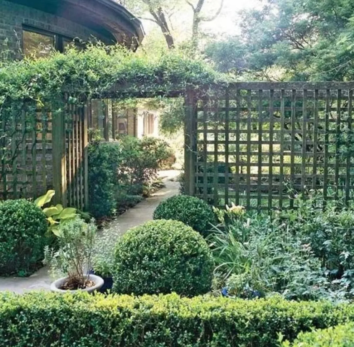 планировка участка с парковочным местом